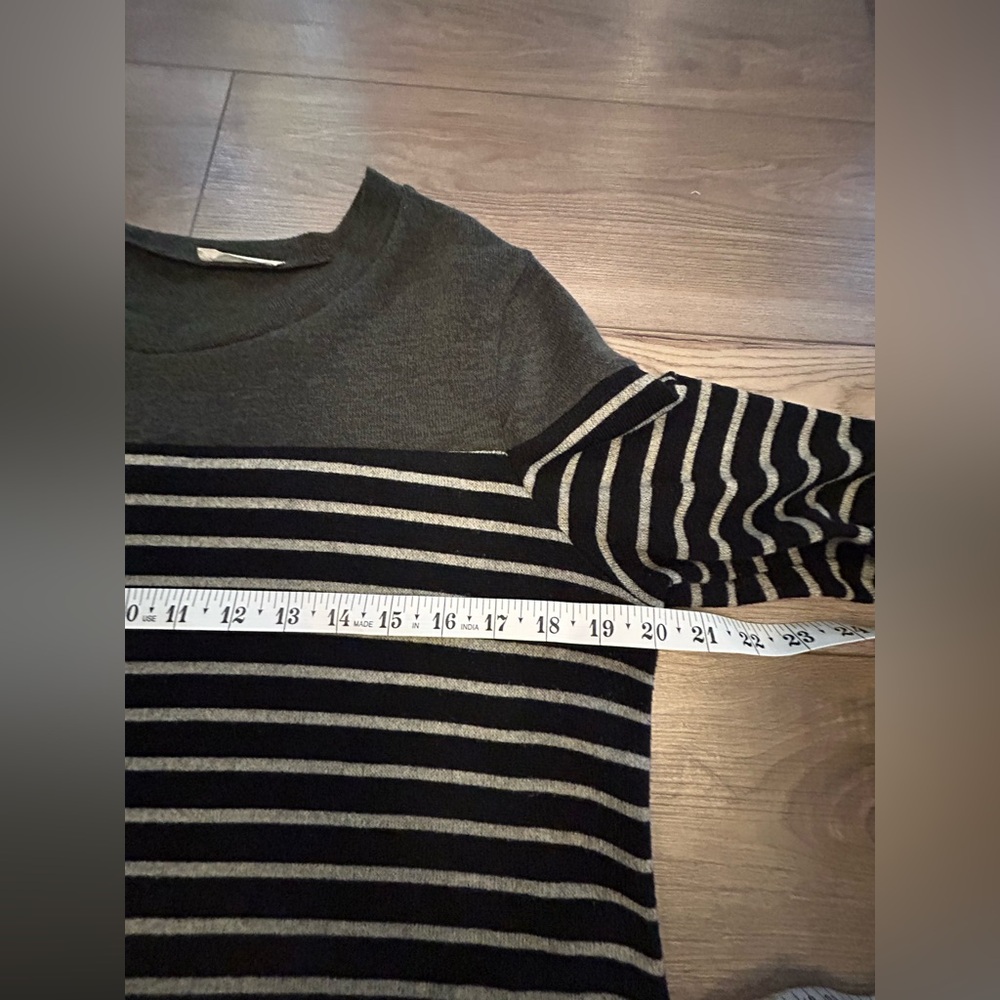 12PM by Mon Ami Striped‎ Long Sleeve Knit Top Neutral Casual - Picture 4 of 6